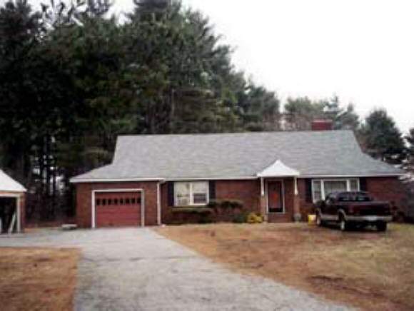 330-332 Mammoth Road Londonderry, NH 03053 - Photo 1 of 1 Gallery Image 1