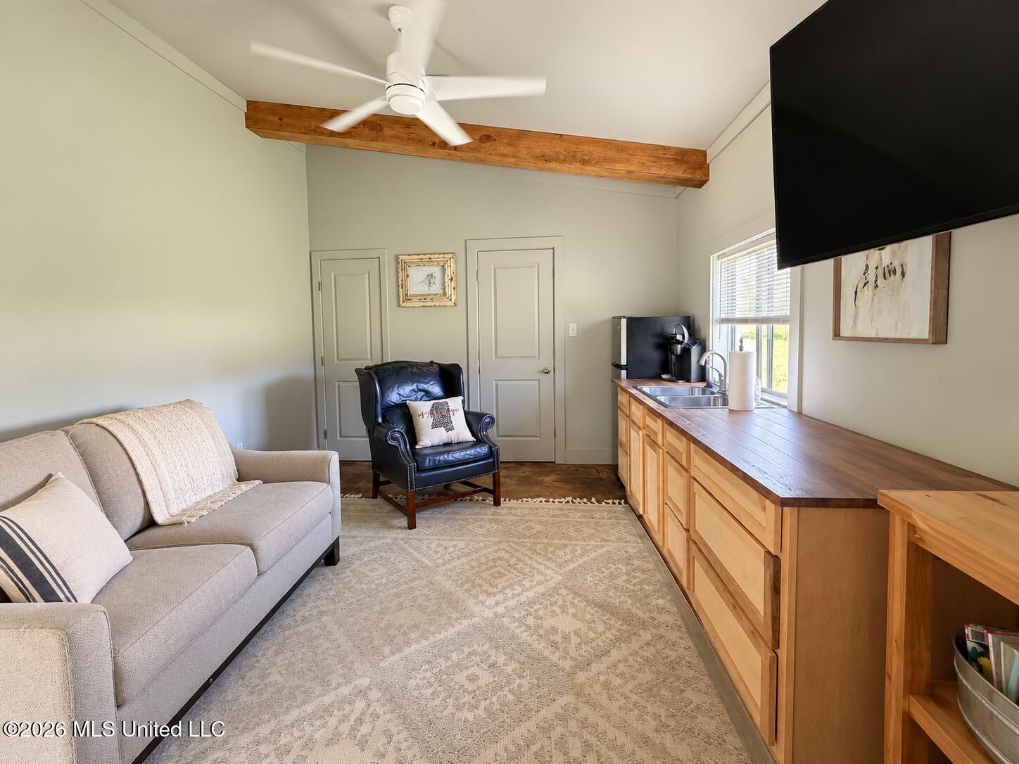 11450 County Farm Road Gulfport, MS 39503 - Photo 10 of 84 Bright barn guest suite with kitchenette