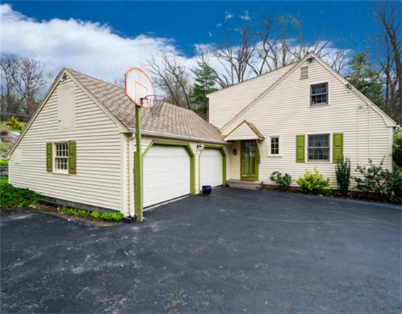 22 Upton Road Westborough, MA 01581 - Photo 3 of 30 Gallery Image 3