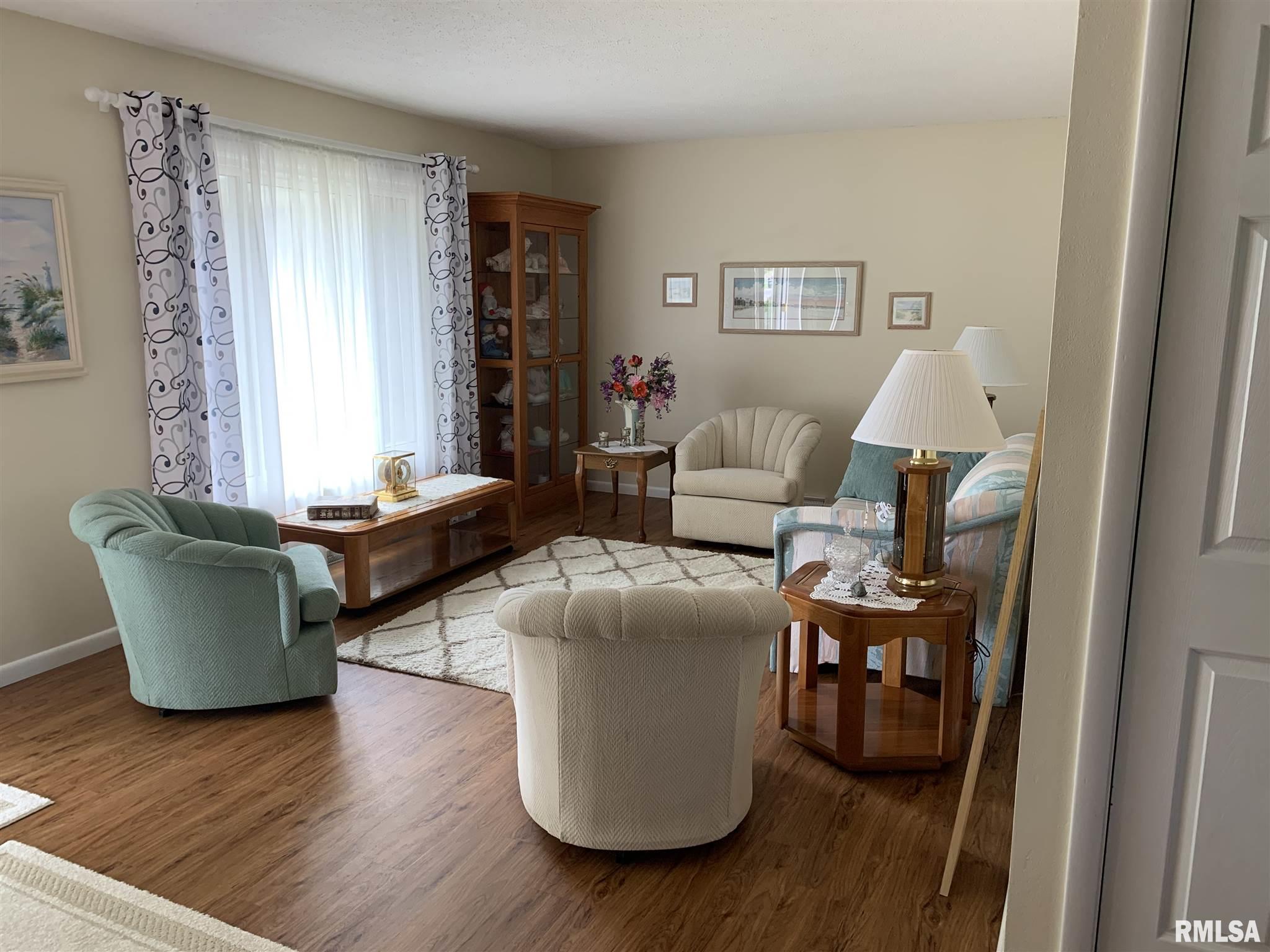 2709 Interlacken Road Springfield, IL 62704 - Photo 2 of 17 Gallery Image 2