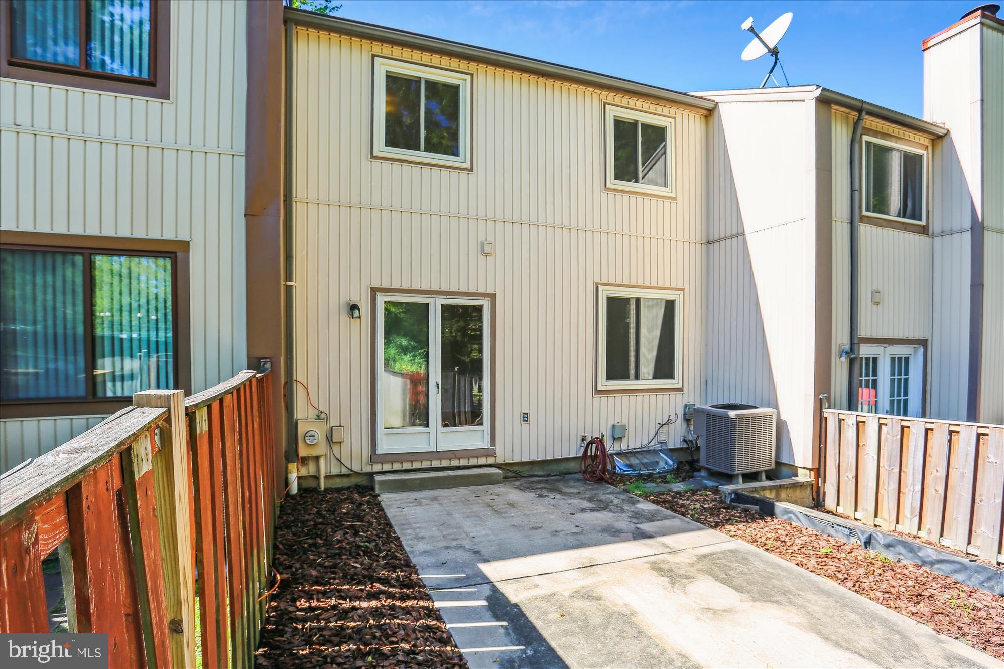 8921 Centerway Road Gaithersburg, MD 20879 - Photo 54 of 70 Rear Yard