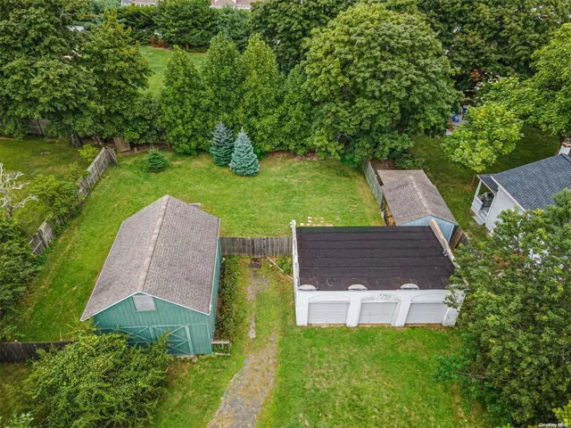 $999,999 | 57 Seatuck Avenue, Eastport, NY 11941