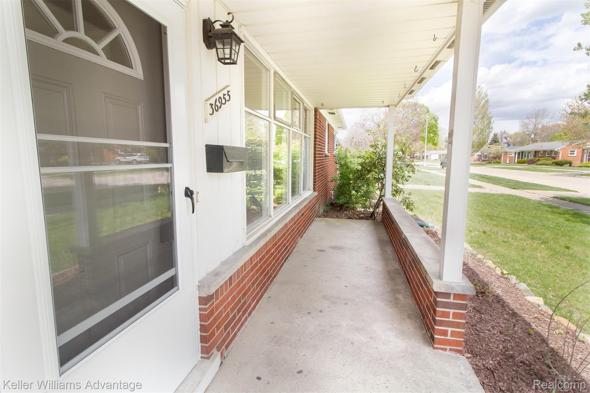36955 Greenbush Road Wayne, MI 48184 - Photo 29 of 36 GreenbushRd_36955_Front_05.jpg