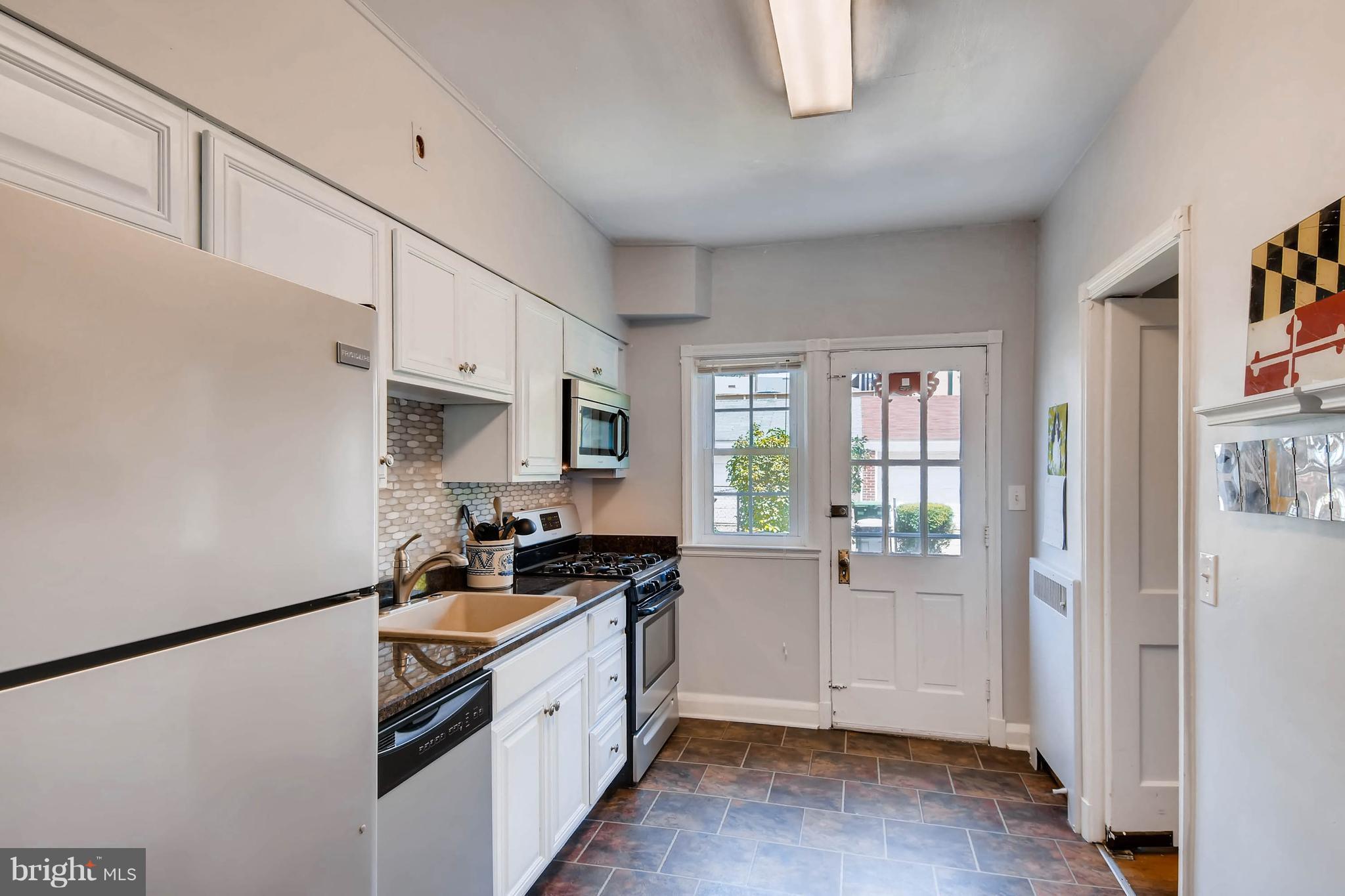 1410 Northgate Road Baltimore, MD 21218 - Photo 13 of 30 Kitchen