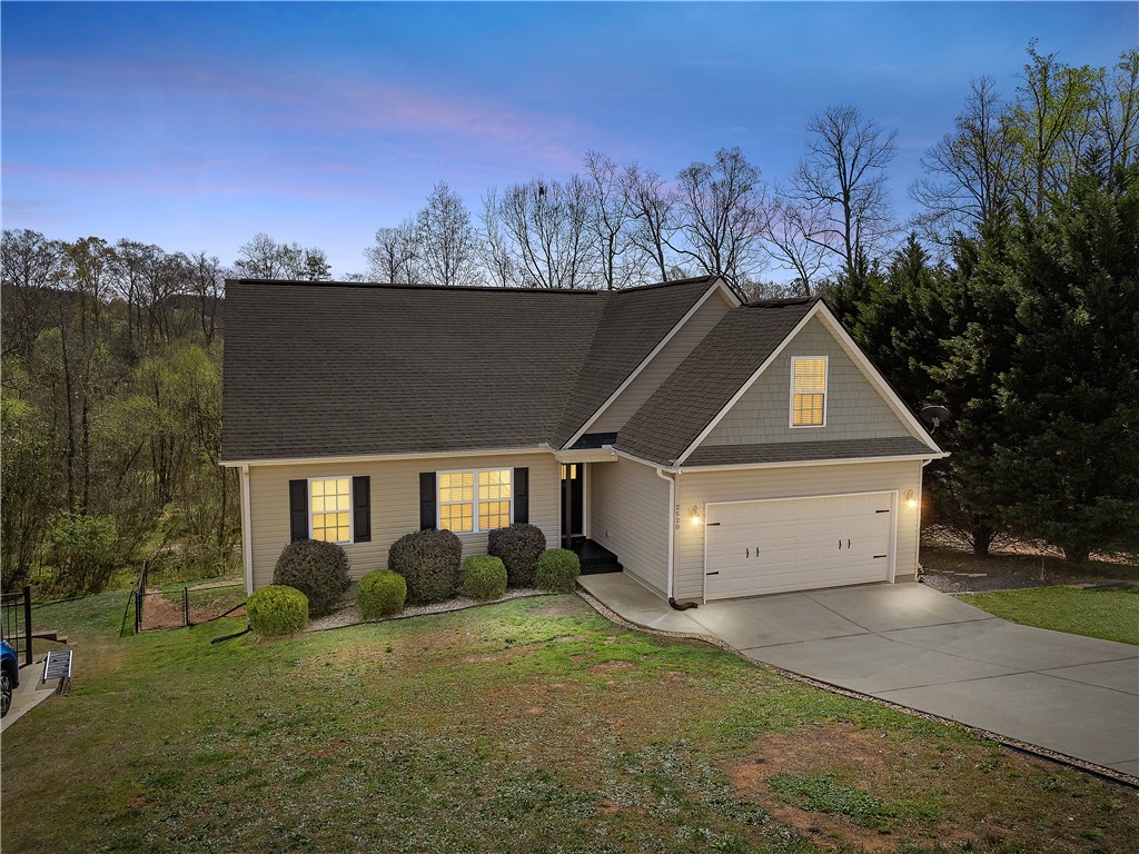 2520 Linmar Circle Anderson, SC 29621 - Photo 3 of 50 A well-maintained residence with an attached garage offers inviting curb appeal.