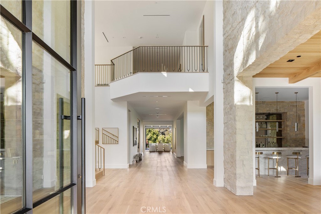 24341 Rolling View Road Hidden Hills, CA 91302 - Photo 4 of 41