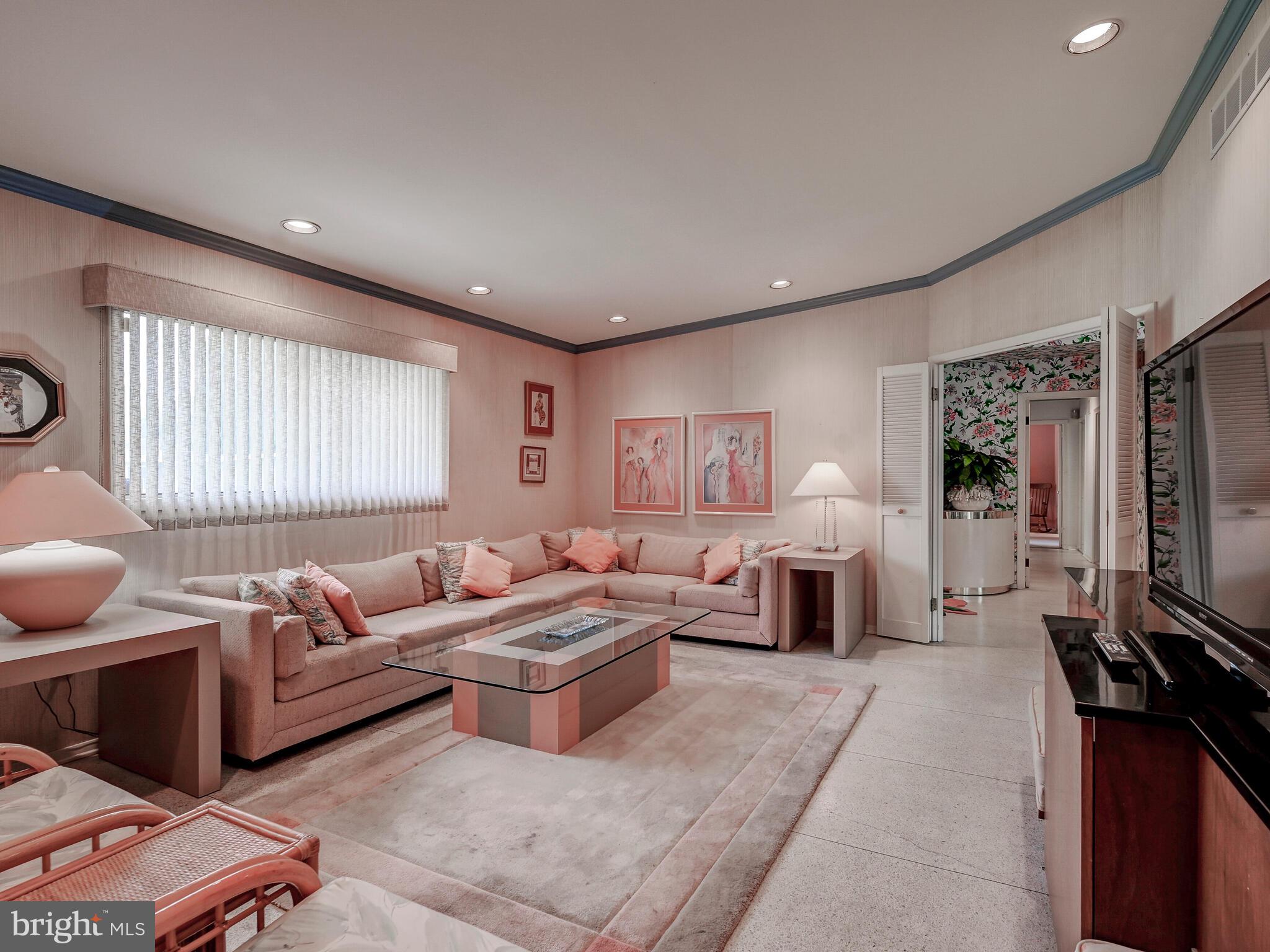 3420 Garrison Farms Road Baltimore, MD 21208 - Photo 20 of 45 Family Room/Den