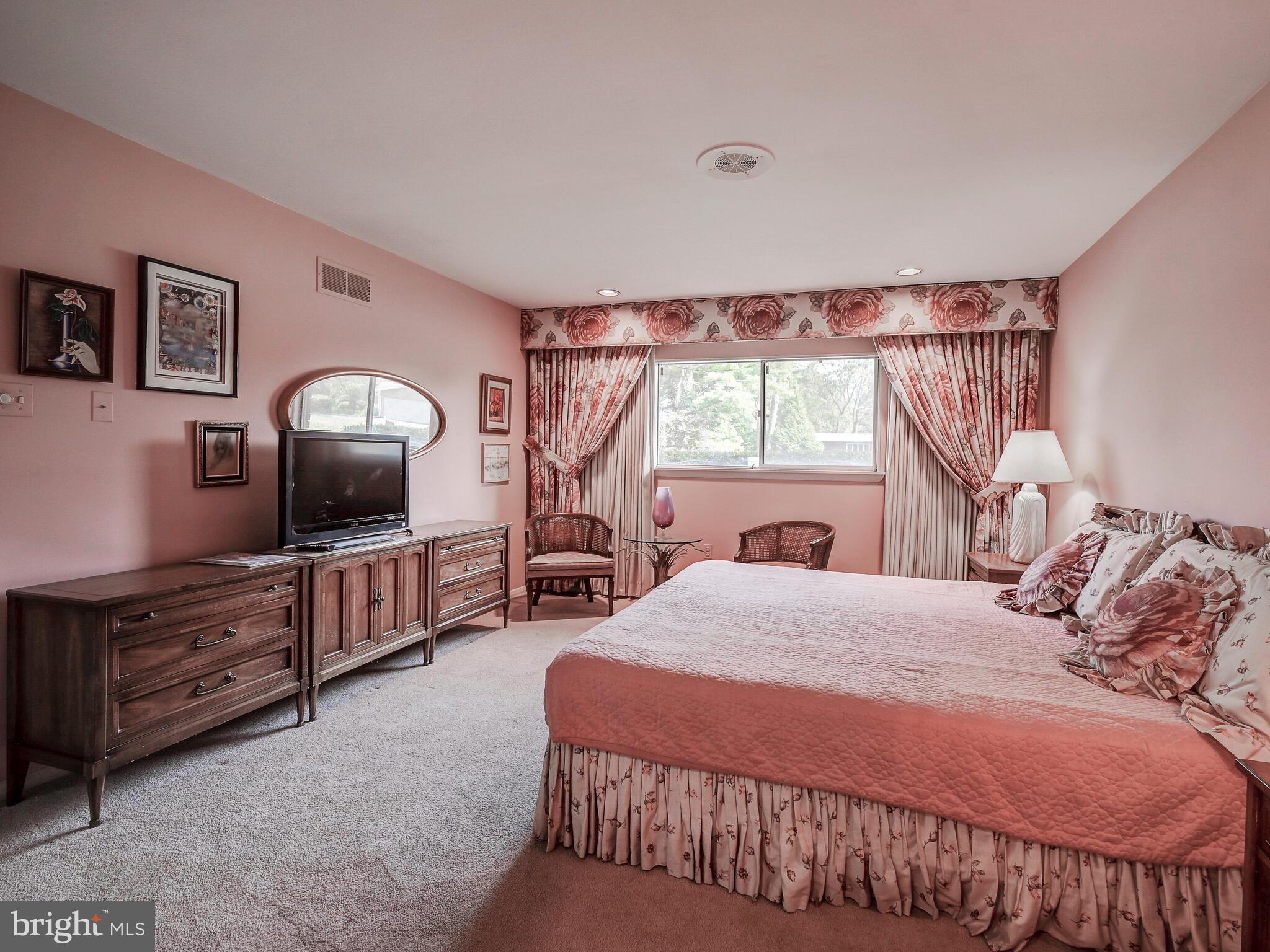 3420 Garrison Farms Road Baltimore, MD 21208 - Photo 22 of 45 Primary Suite