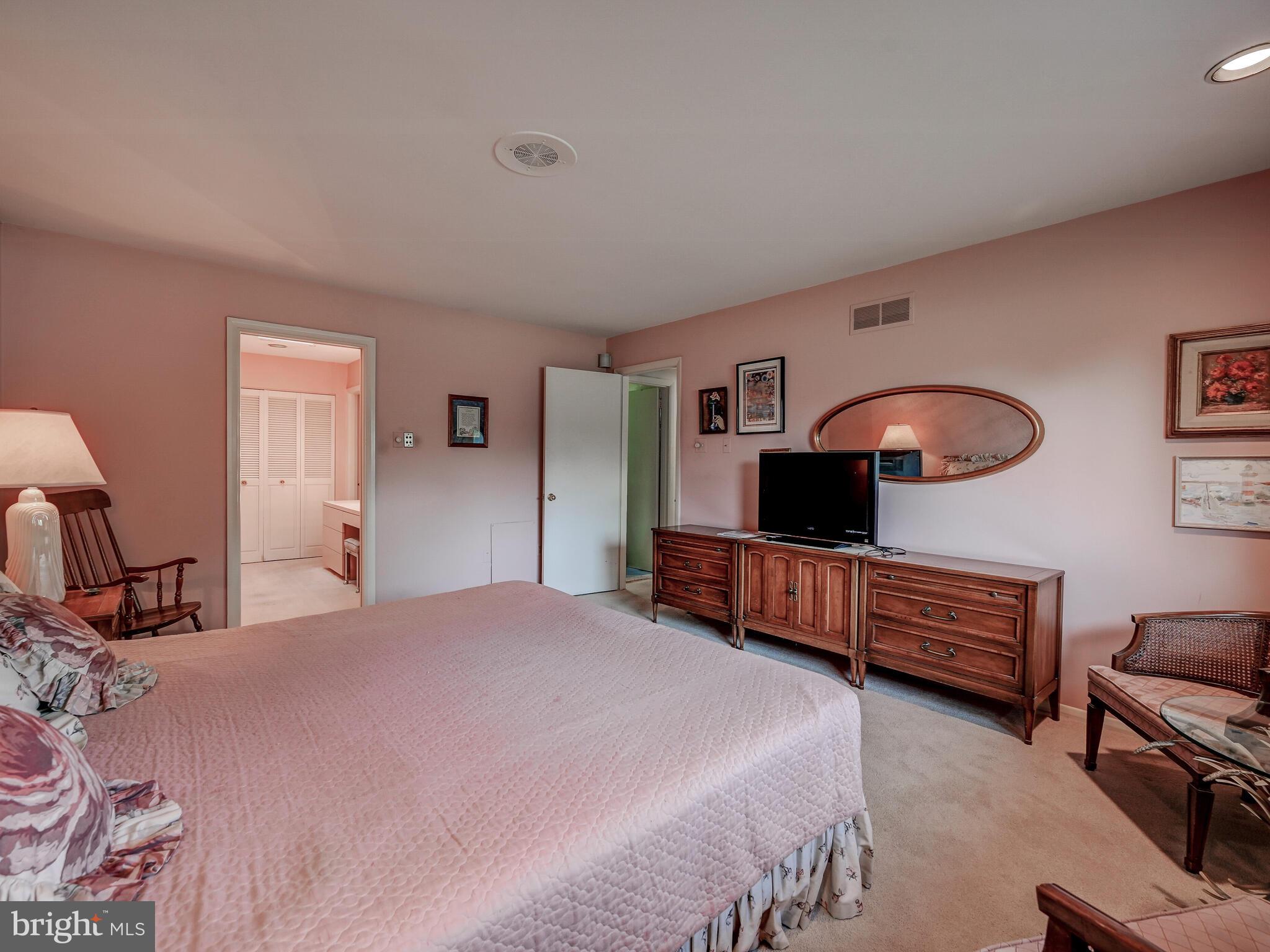 3420 Garrison Farms Road Baltimore, MD 21208 - Photo 23 of 45 Primary Suite