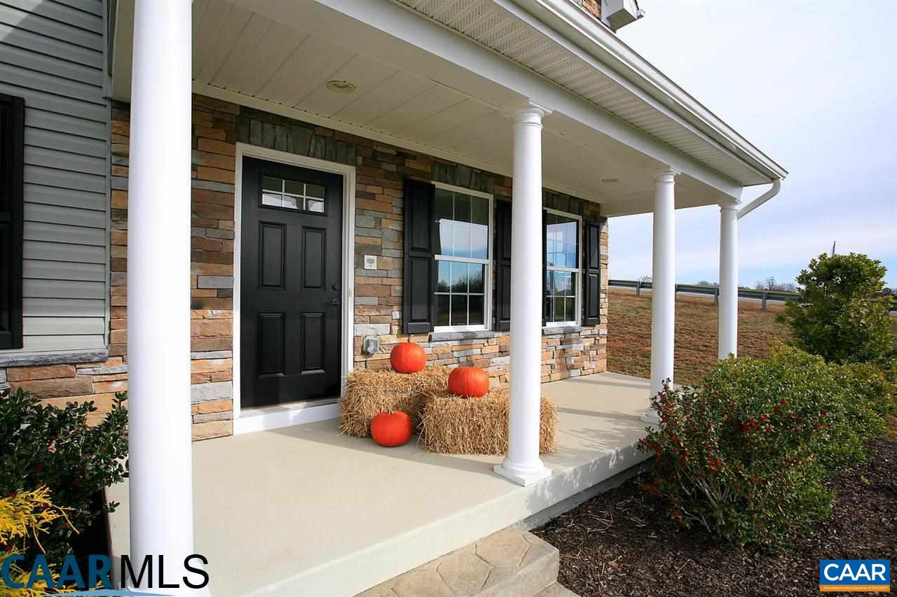 18 Ridgemont Road Ruckersville, VA 22968 - Photo 7 of 26 a outdoor space view with a sitting space