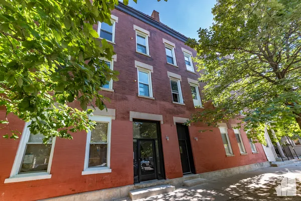 $2,100 | 1035 North Washtenaw Avenue, Unit 1, Chicago, IL 60622