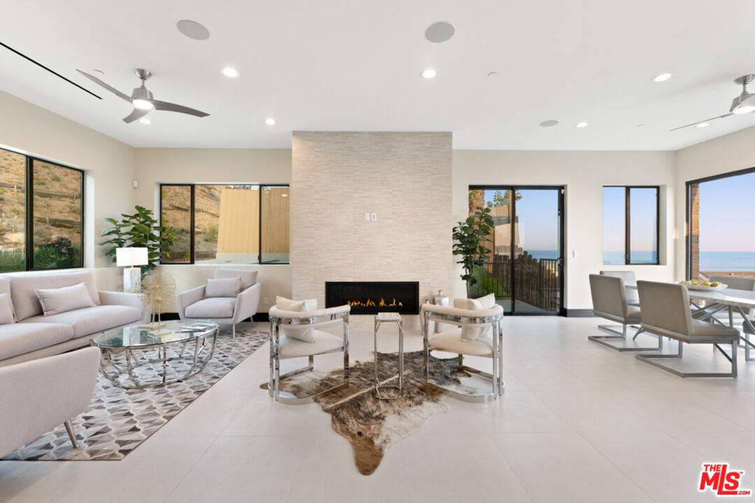 25411 Malibu Road Malibu, CA 90265 - Photo 7 of 51