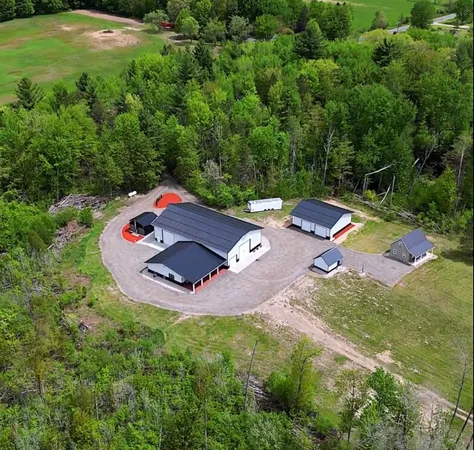 $775,000 | 5962 West 11 Mile Avenue, Bitely, MI 49309