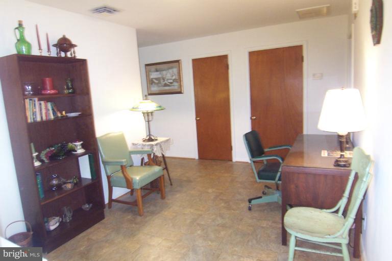 18817 Crofton Road Hagerstown, MD 21742 - Photo 13 of 30 Interior (General)