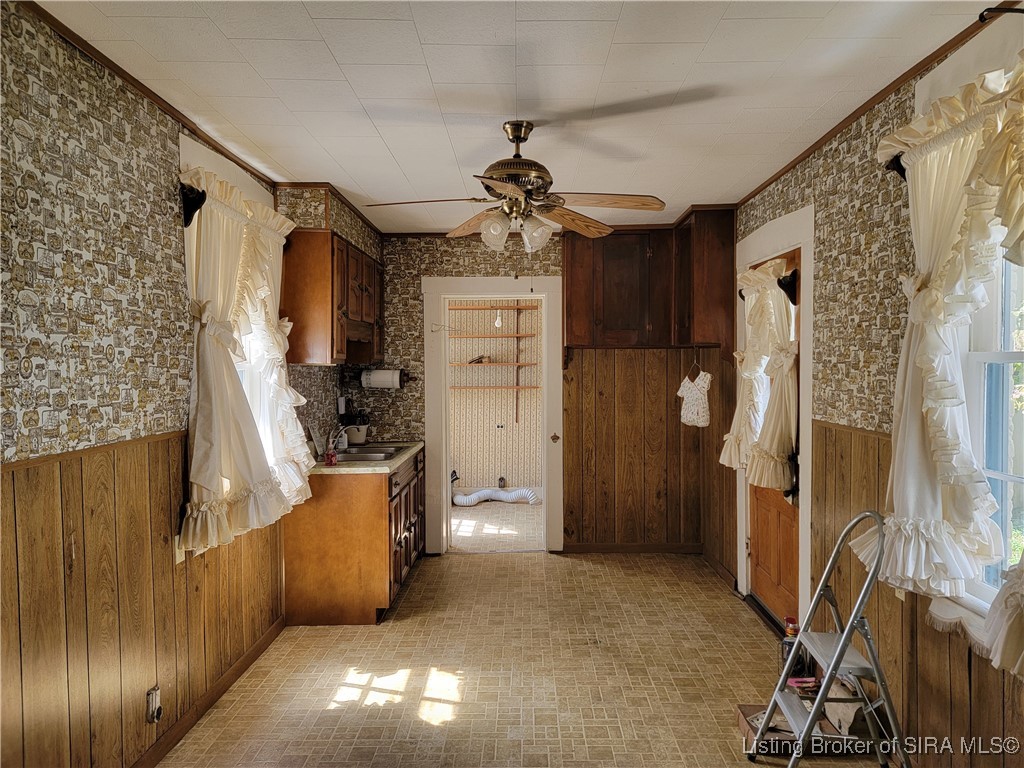 413 Mill Street Madison, IN 47250 - Photo 12 of 29