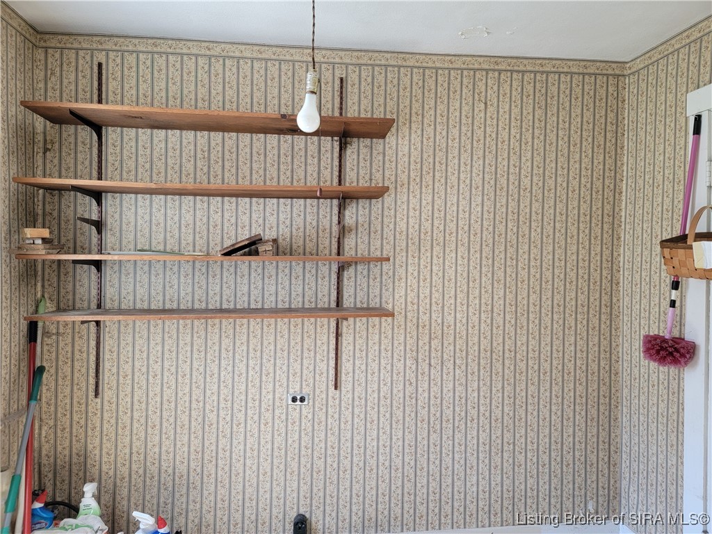 413 Mill Street Madison, IN 47250 - Photo 14 of 29