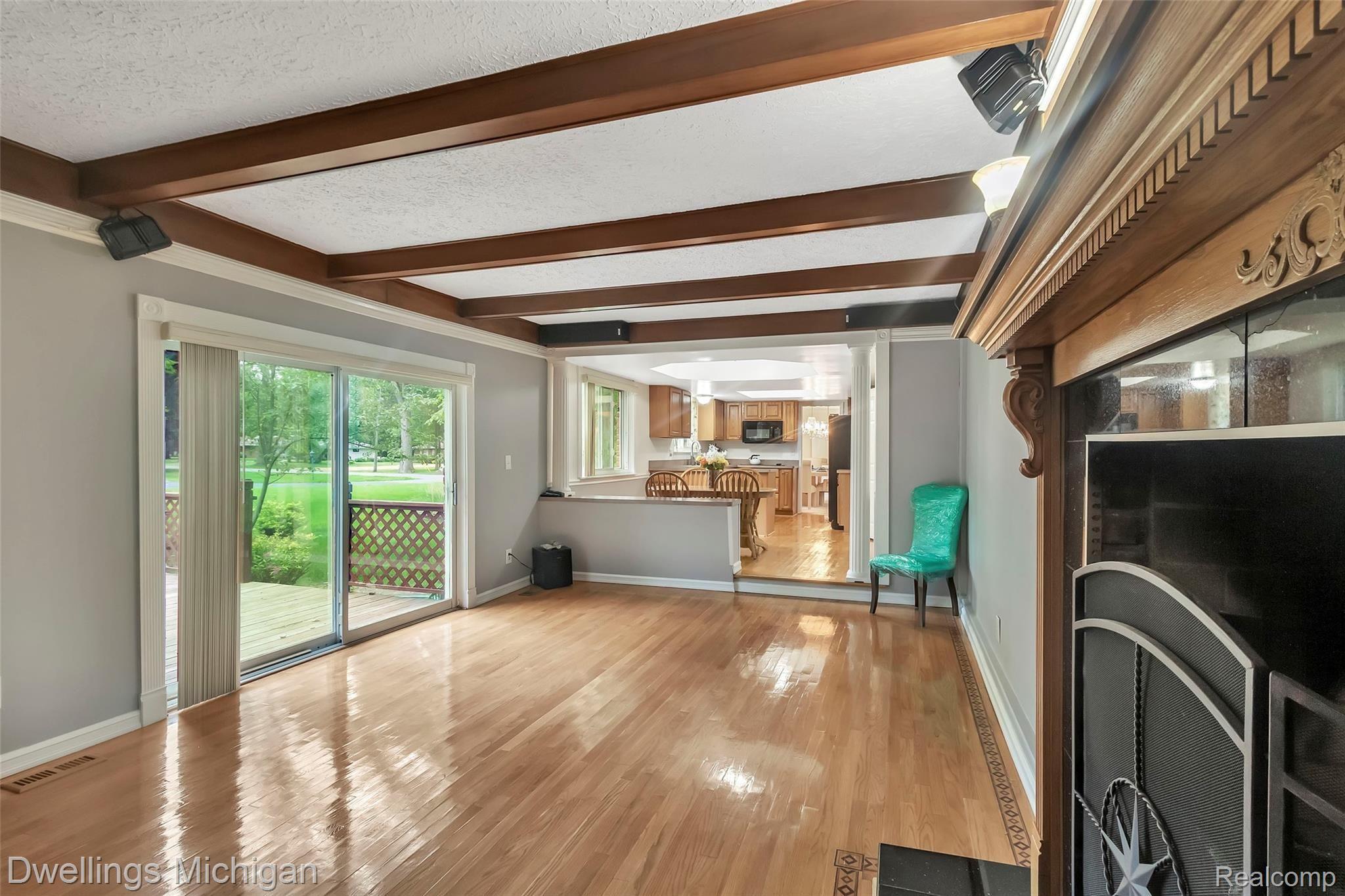 24219 Rouge Crest Road Southfield, MI 48033 - Photo 14 of 36 24219-Rouge-Crest-Road-Southfield-Michigan-windowstill-10.jpg