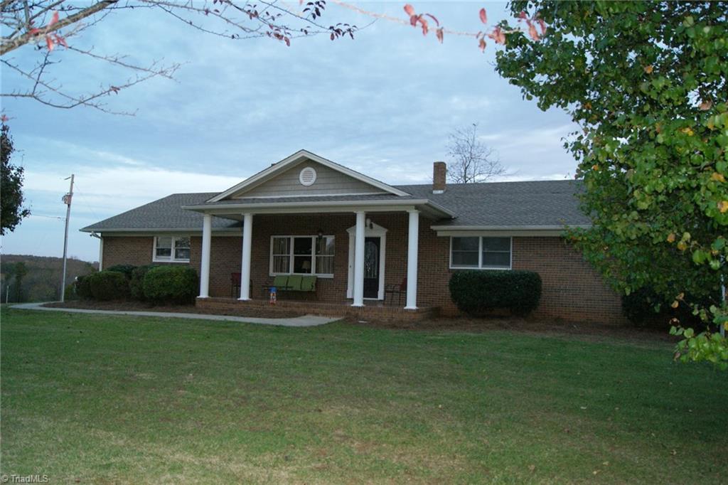 514 Watford Road Thomasville, NC 27360 - Photo 1 of 27 Gallery Image 1