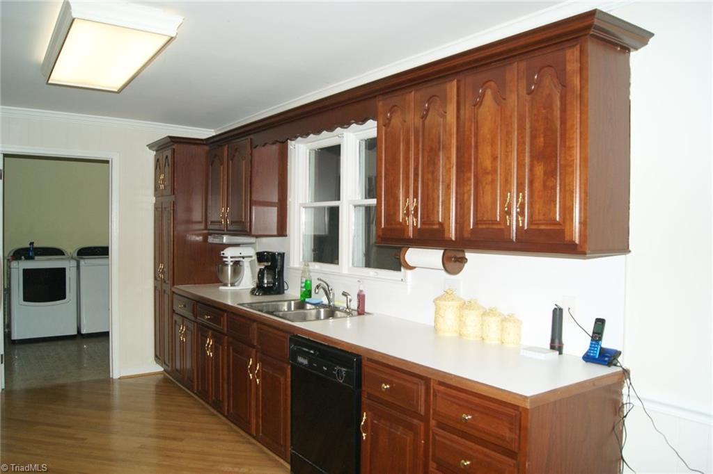 514 Watford Road Thomasville, NC 27360 - Photo 14 of 27 Gallery Image 14