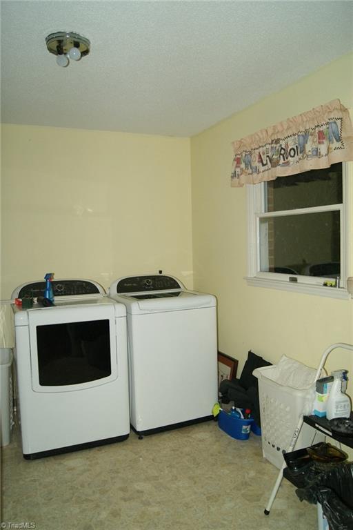 514 Watford Road Thomasville, NC 27360 - Photo 15 of 27 Gallery Image 15