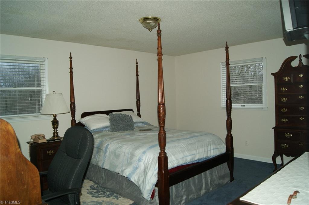 514 Watford Road Thomasville, NC 27360 - Photo 16 of 27 Gallery Image 16