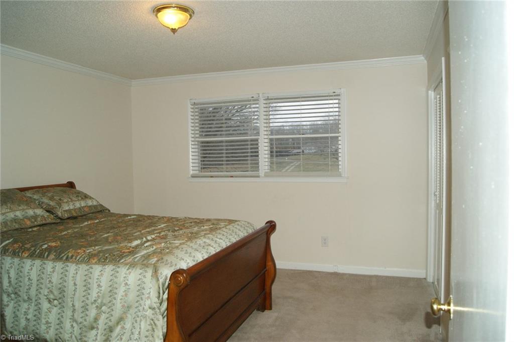 514 Watford Road Thomasville, NC 27360 - Photo 18 of 27 Gallery Image 18