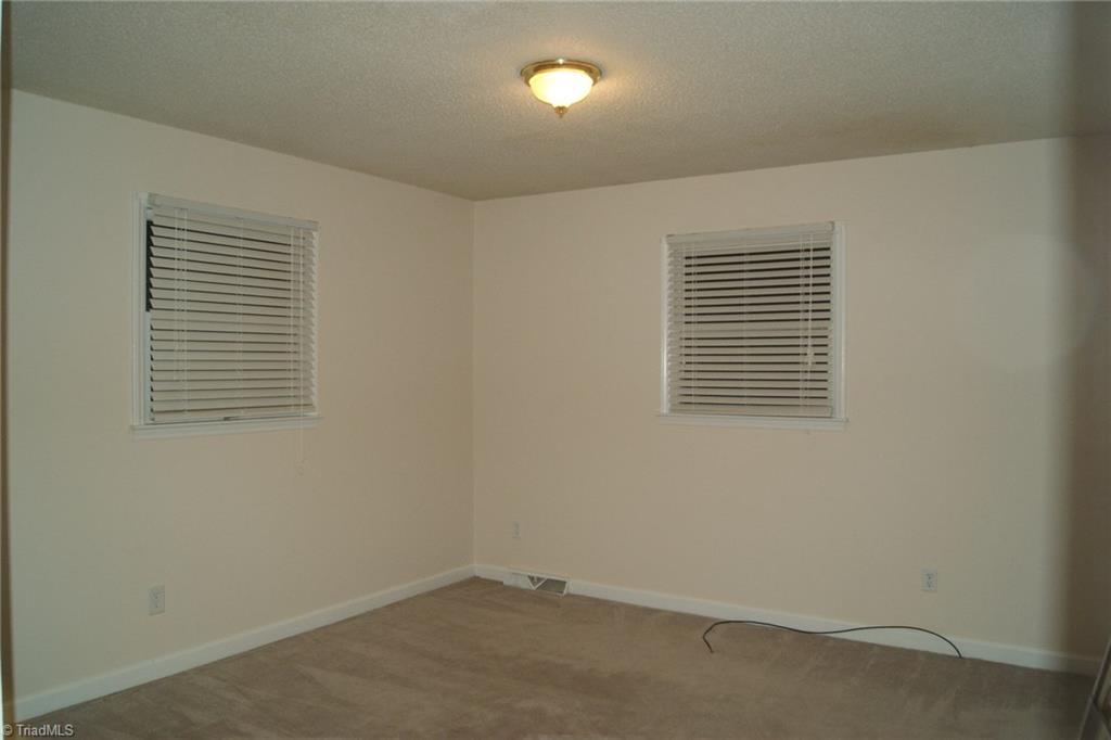 514 Watford Road Thomasville, NC 27360 - Photo 19 of 27 Gallery Image 19