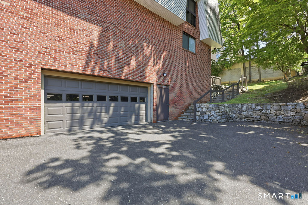 1 Valley Road, Unit 105 Stamford, CT 06902 - Photo 29 of 32 Gallery Image 29