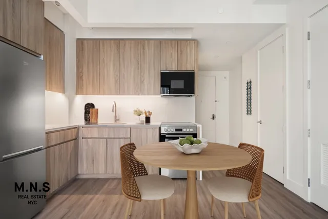 $3,375 | 19 Rockwell Place, Unit 15F | Fort Greene