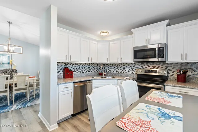 $420,367 | 1564 Shipwatch Lane Southwest, Ocean Isle Beach, NC 28469