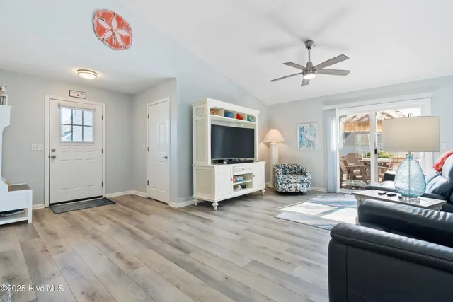 $420,367 | 1564 Shipwatch Lane Southwest, Ocean Isle Beach, NC 28469