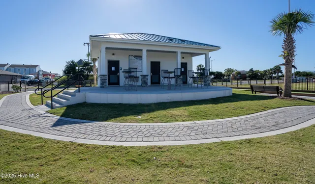 $420,367 | 1564 Shipwatch Lane Southwest, Ocean Isle Beach, NC 28469