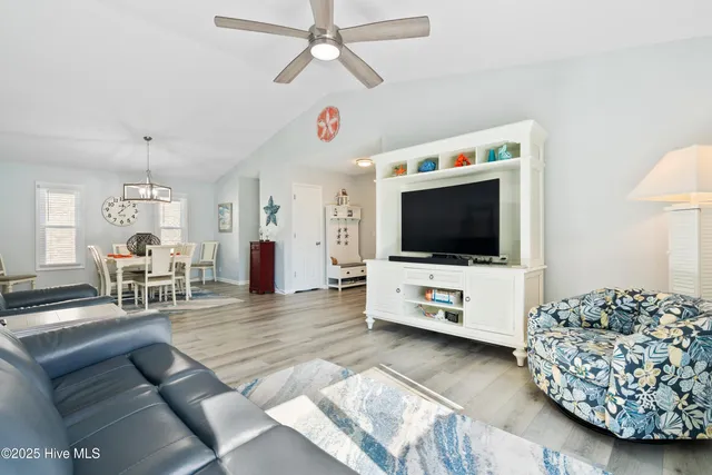 $420,367 | 1564 Shipwatch Lane Southwest, Ocean Isle Beach, NC 28469