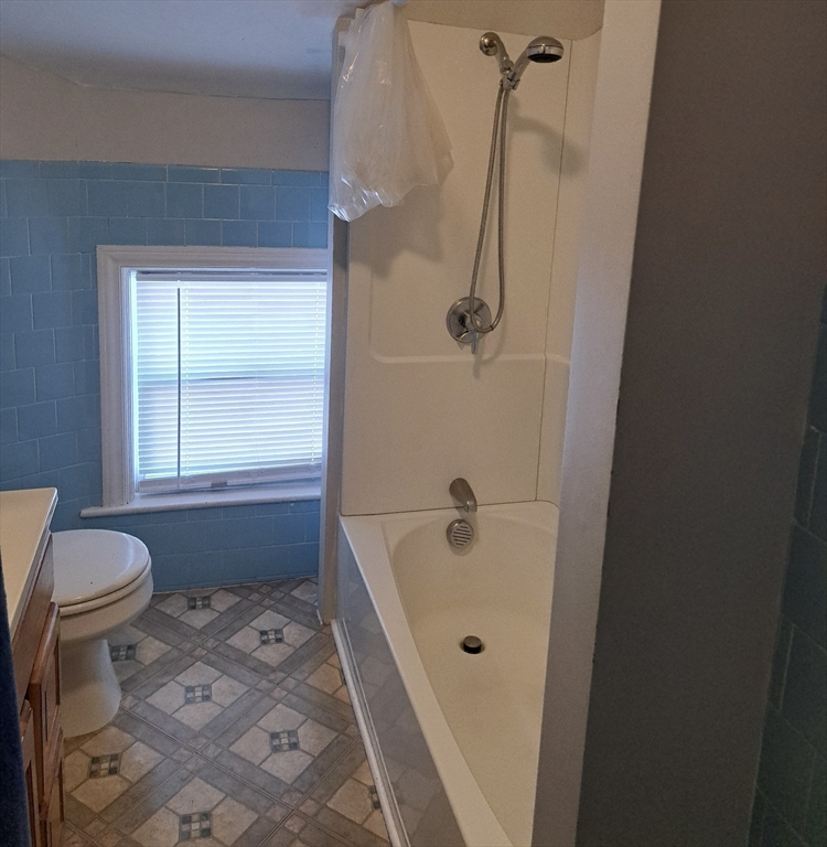 226 Haffards Street Fall River, MA 02723 - Photo 23 of 37