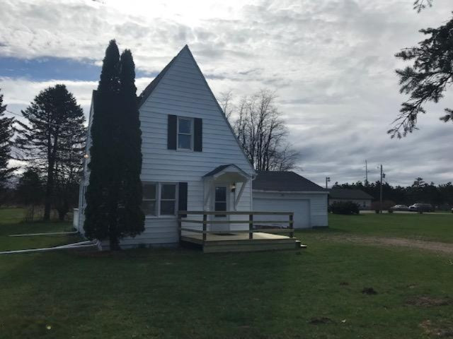 52263 Highway 131 Three Rivers, MI 49093 - Photo 2 of 15 IMG_4143