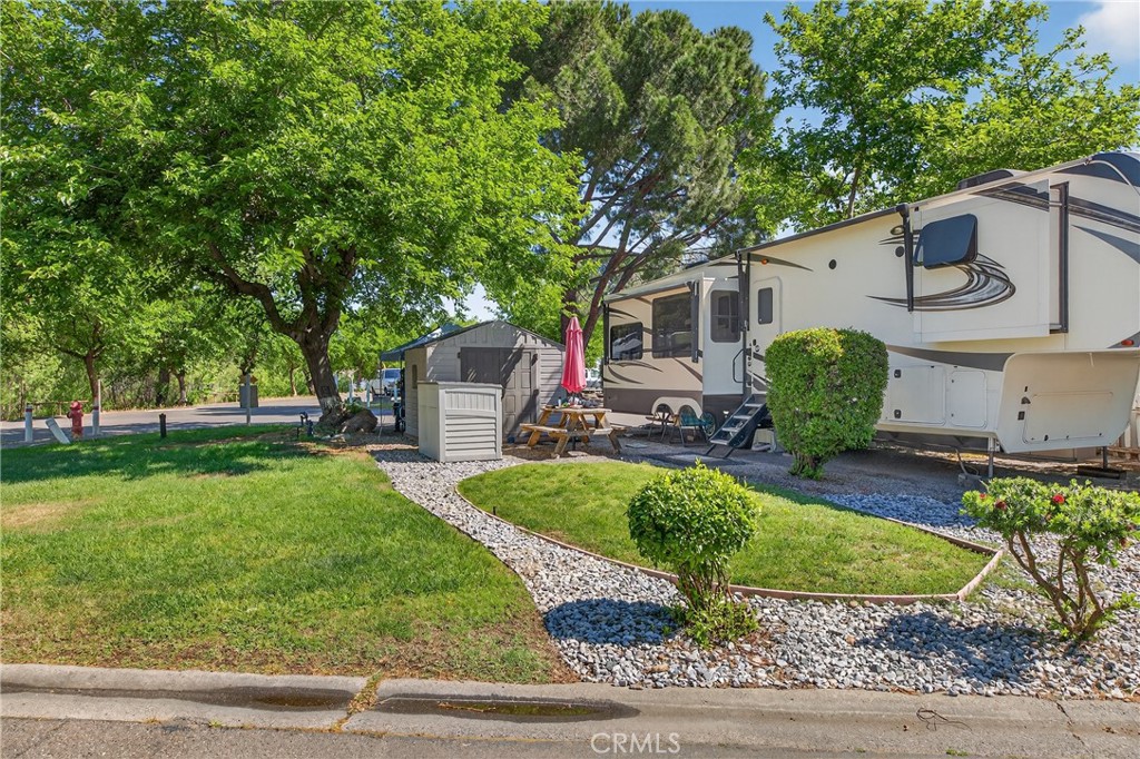 130 Gilmore Road Red Bluff, CA 96080 - Photo 11 of 22 a front view of a house with garden