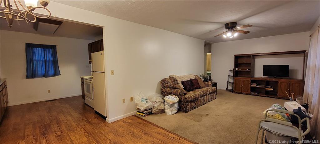 3819 Caney Road Henryville, IN 47126 - Photo 5 of 20