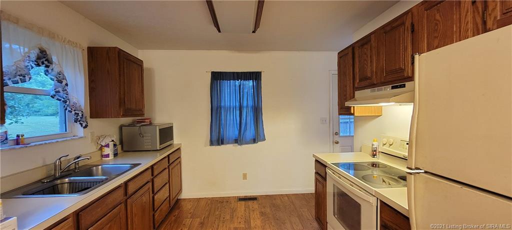 3819 Caney Road Henryville, IN 47126 - Photo 7 of 20