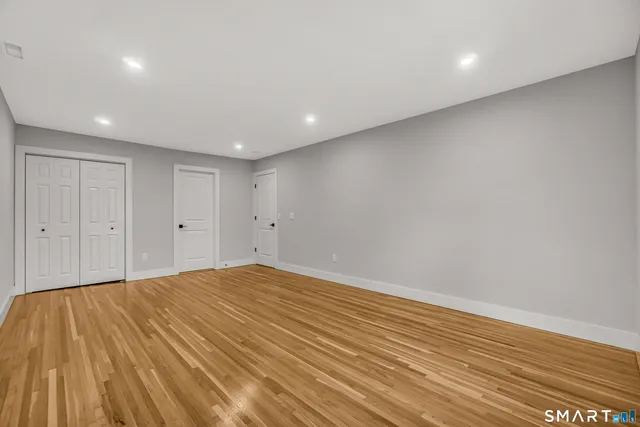 $799,900 | 2 Rolf Drive, Danbury, CT 06810