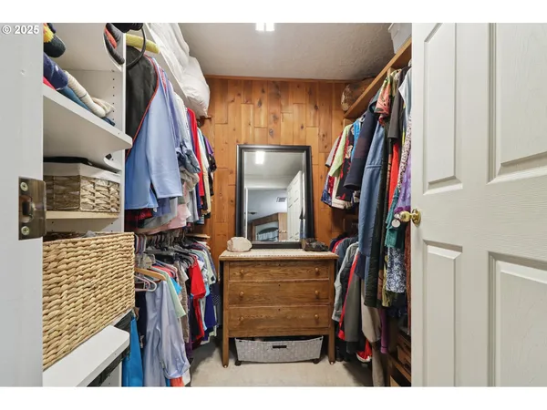 $1,299,000 | 31563 Southeast Lusted Road, Gresham, OR 97080