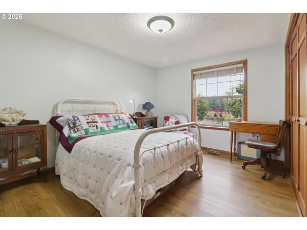 $1,299,000 | 31563 Southeast Lusted Road, Gresham, OR 97080