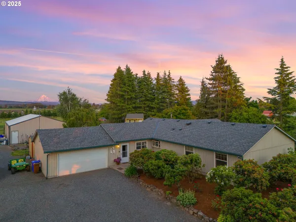 $1,299,000 | 31563 Southeast Lusted Road, Gresham, OR 97080