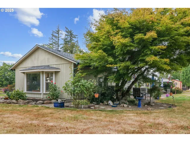 $1,299,000 | 31563 Southeast Lusted Road, Gresham, OR 97080