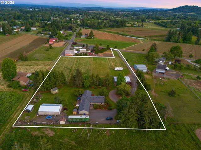 $1,299,000 | 31563 Southeast Lusted Road, Gresham, OR 97080