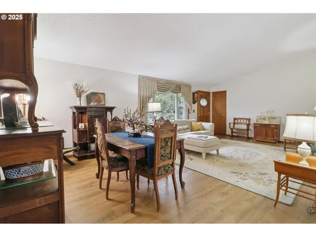 $1,299,000 | 31563 Southeast Lusted Road, Gresham, OR 97080