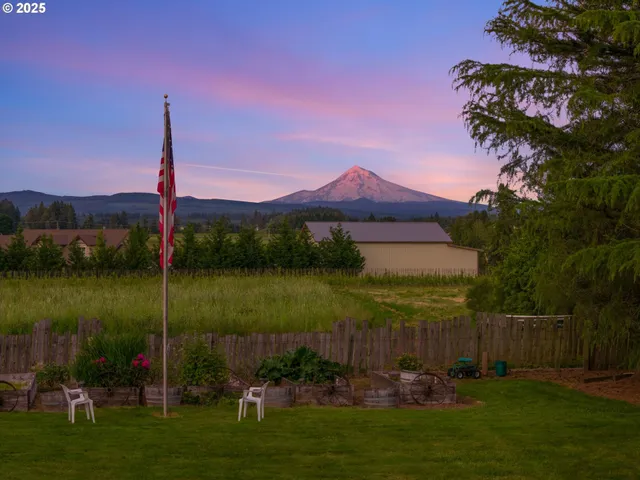 $1,299,000 | 31563 Southeast Lusted Road, Gresham, OR 97080