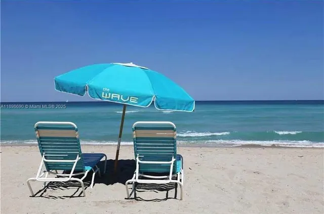 $3,300 | 2501 South Ocean Drive, Unit L04, Hollywood, FL 33019