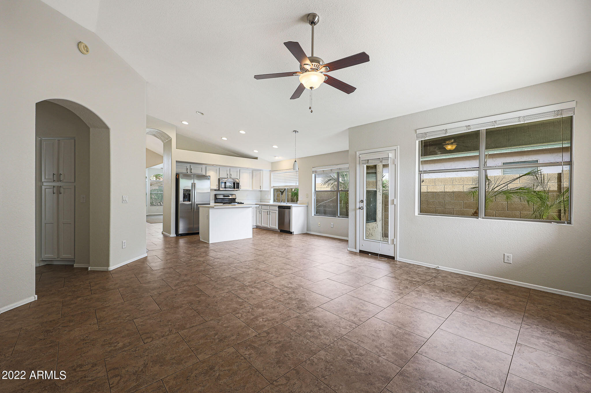 4709 East Jaeger Road Phoenix, AZ 85050 - Photo 5 of 9 Open concept