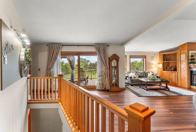 $1,150,000 | 2312 Becker Trail, Faribault, MN 55021