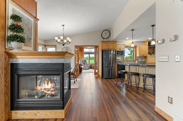 $1,125,000 | 2312 Becker Trail, Faribault, MN 55021